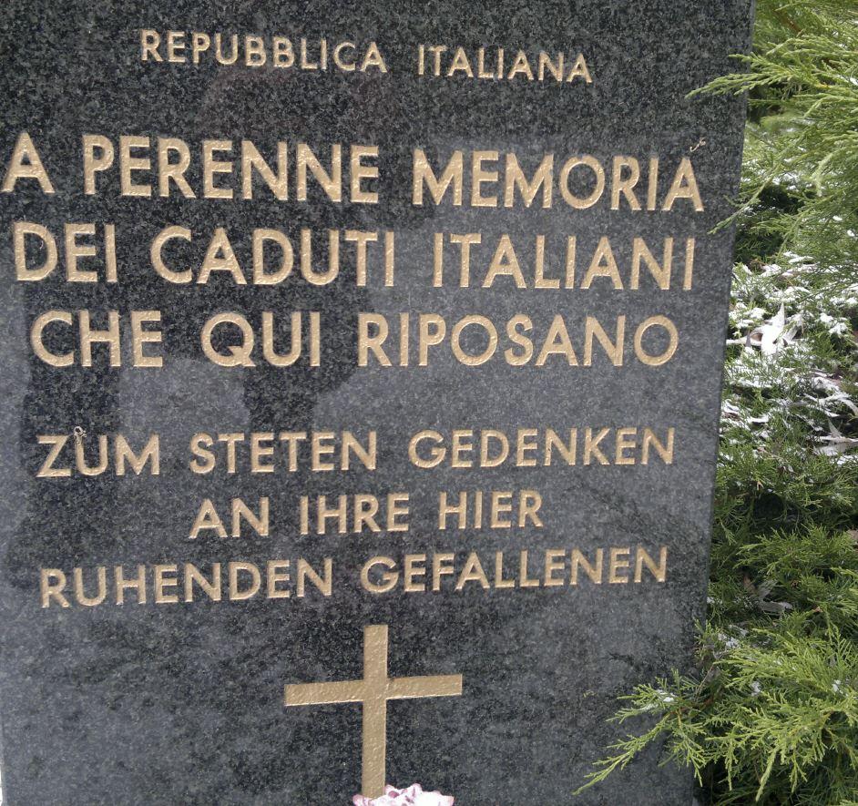 Grabstein Friedhof Mücheln