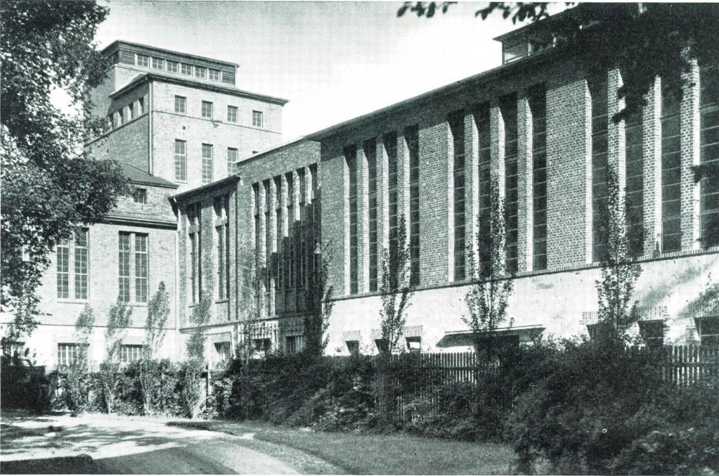 Hauptfront der Zuckerfabrik Stöbnitz